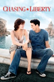 مشاهدة فيلم Chasing Liberty 2004 مترجم